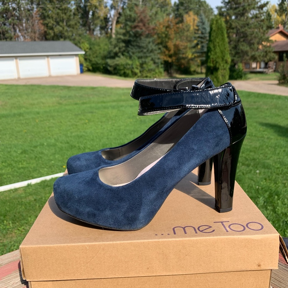 Me Too Navy Suede and Black Patent Heels
